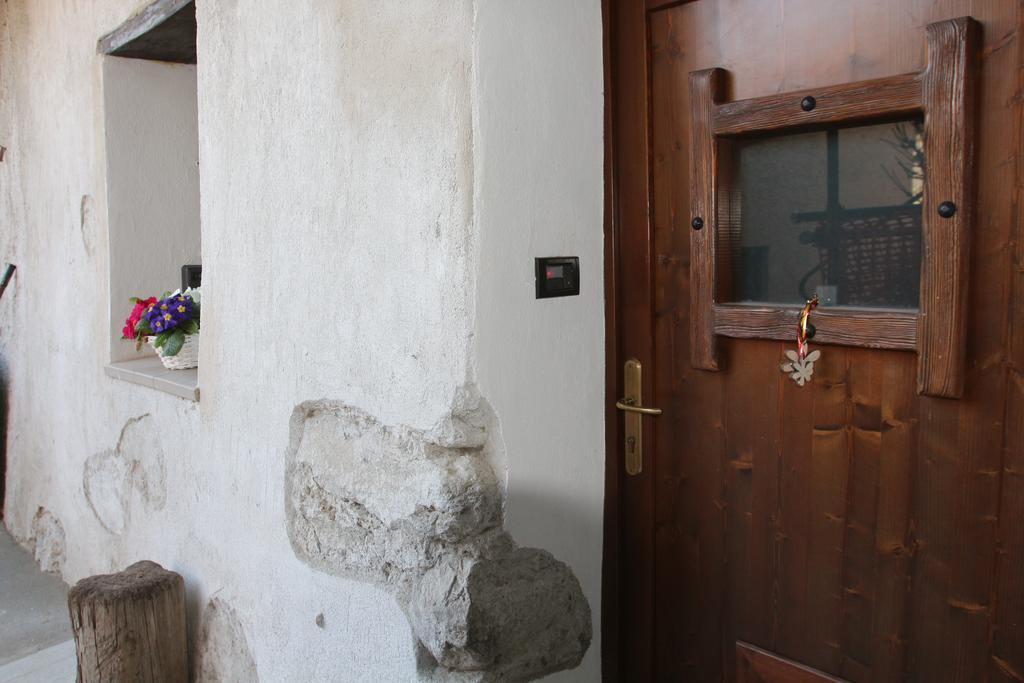 Maison Cassius Issogne Buitenkant foto